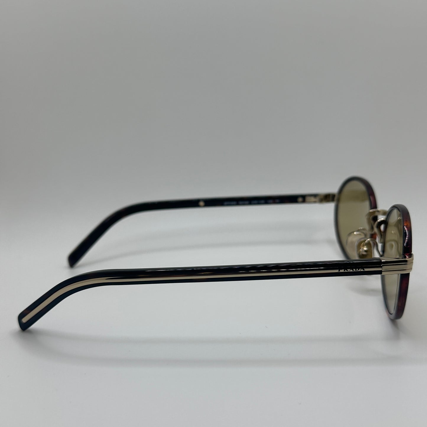 Prada B56