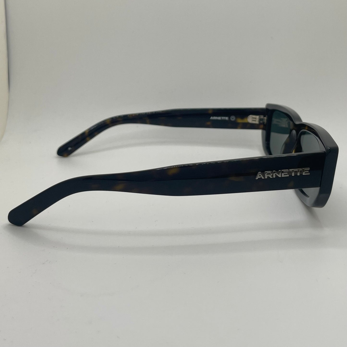 Arnette 4357