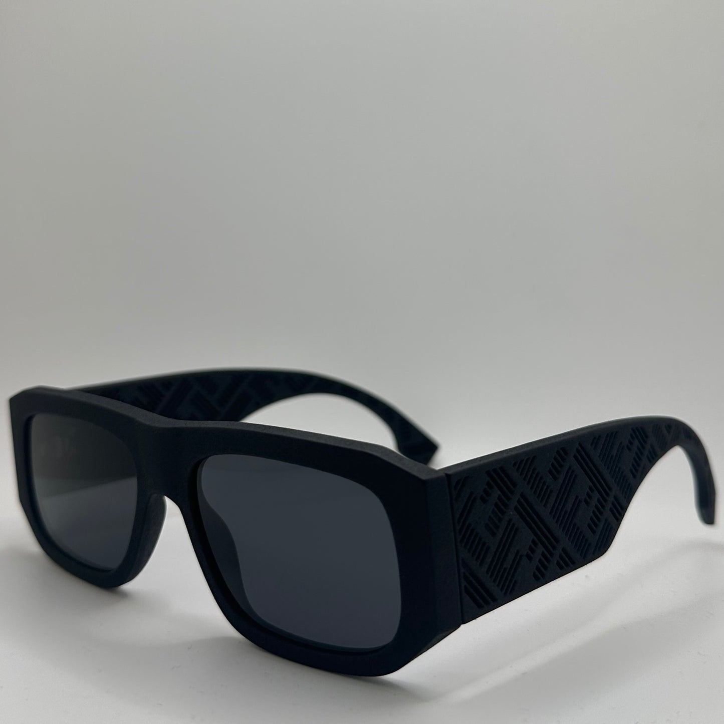 Fendi 40106I