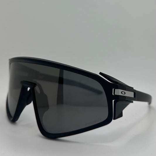 Oakley 9404