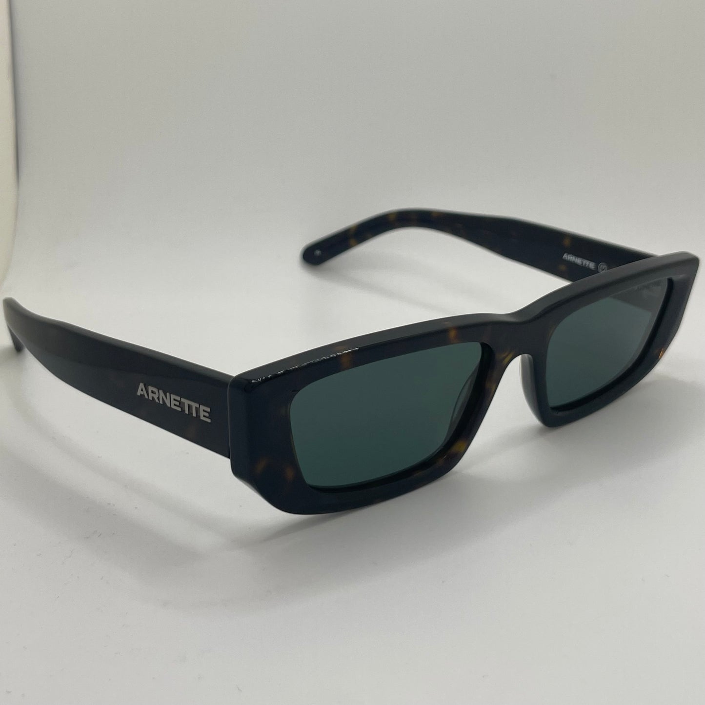 Arnette 4357