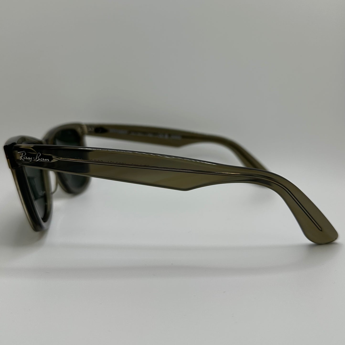 Ray-Ban 2140