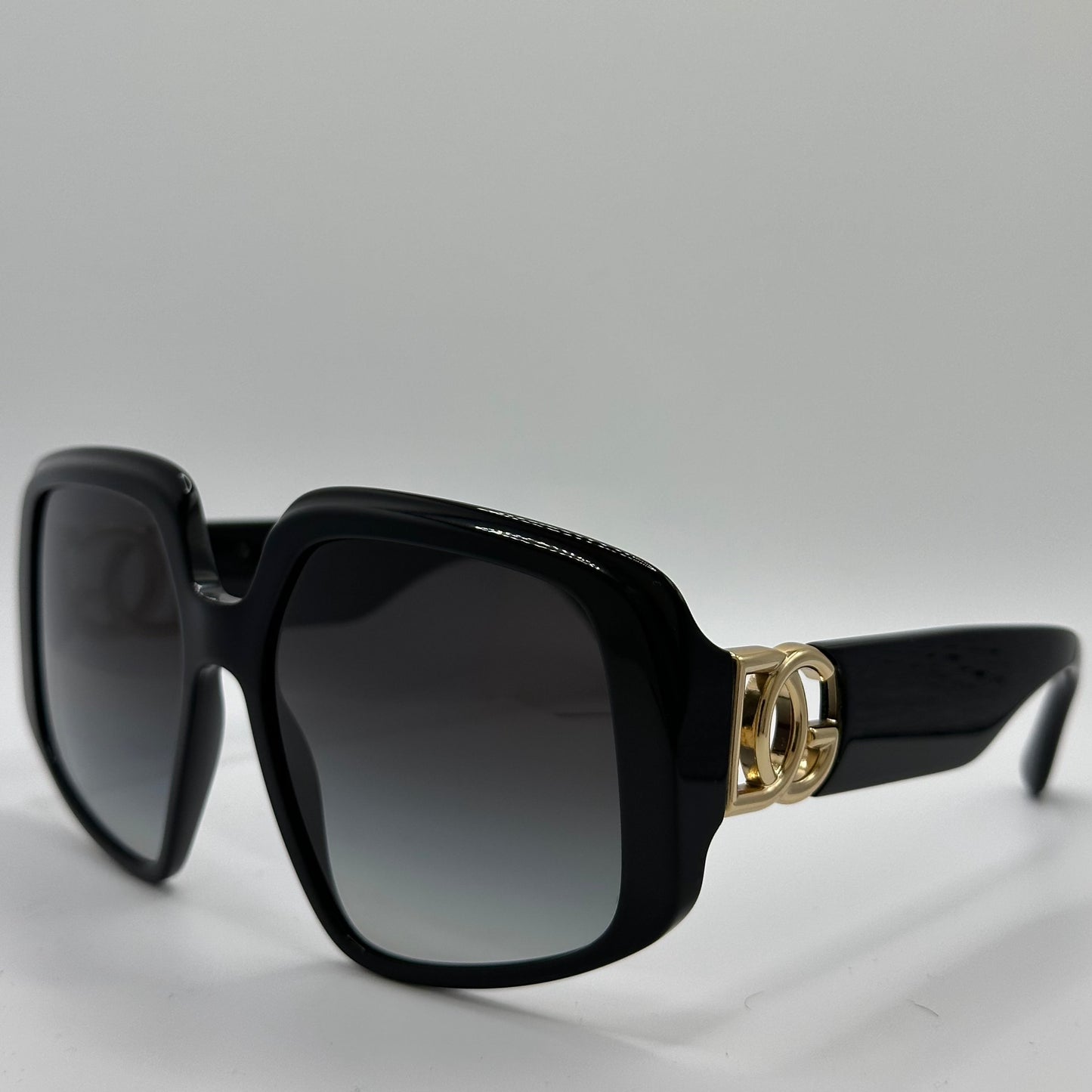 Dolce & Gabbana 4386