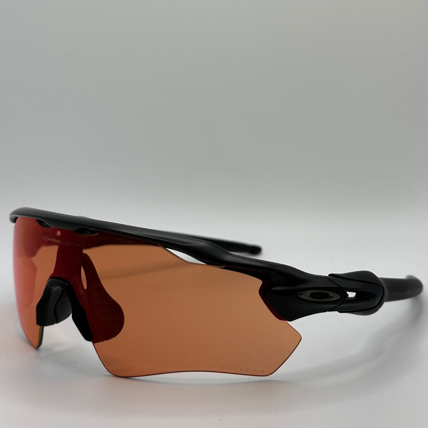 Oakley 9208