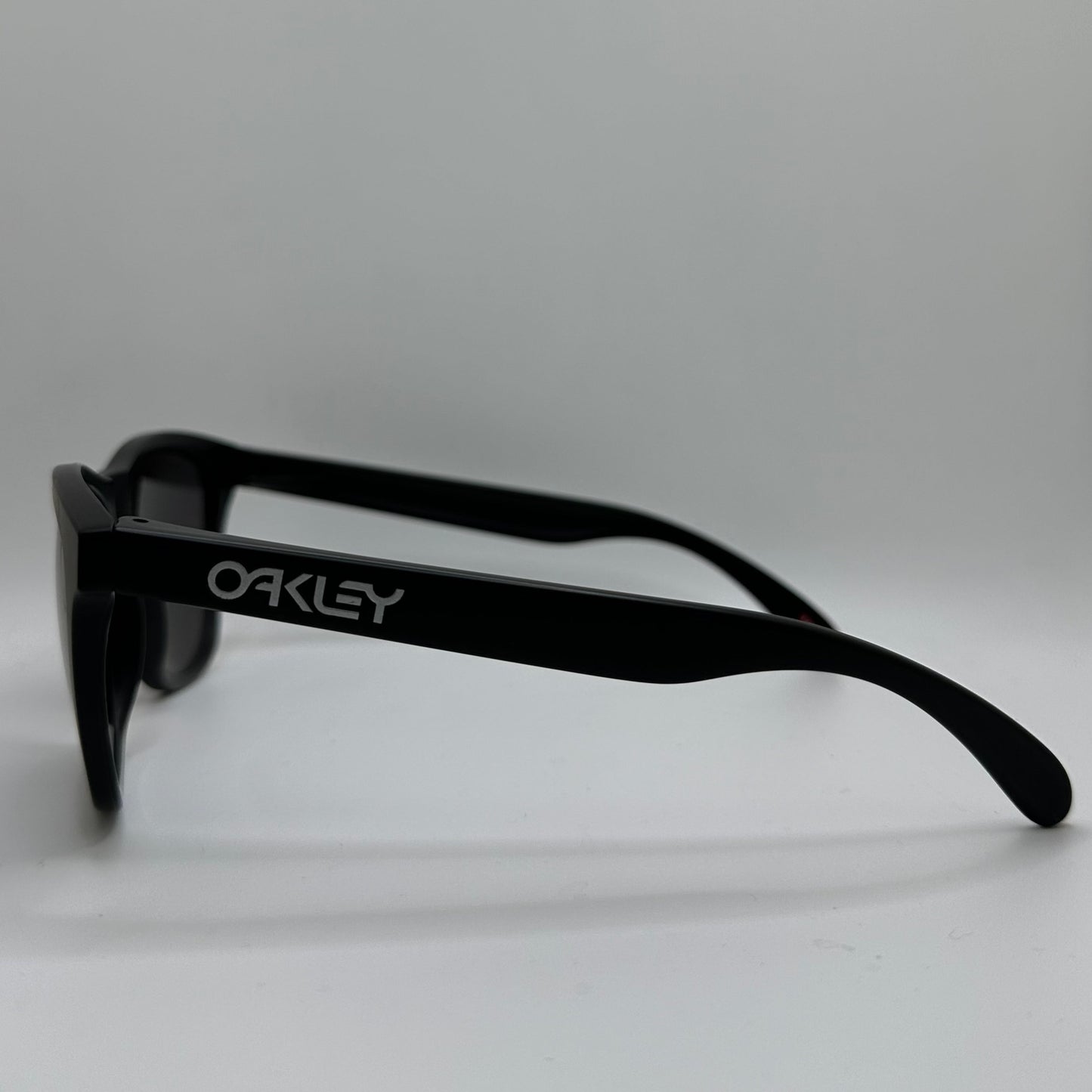 Oakley 9013