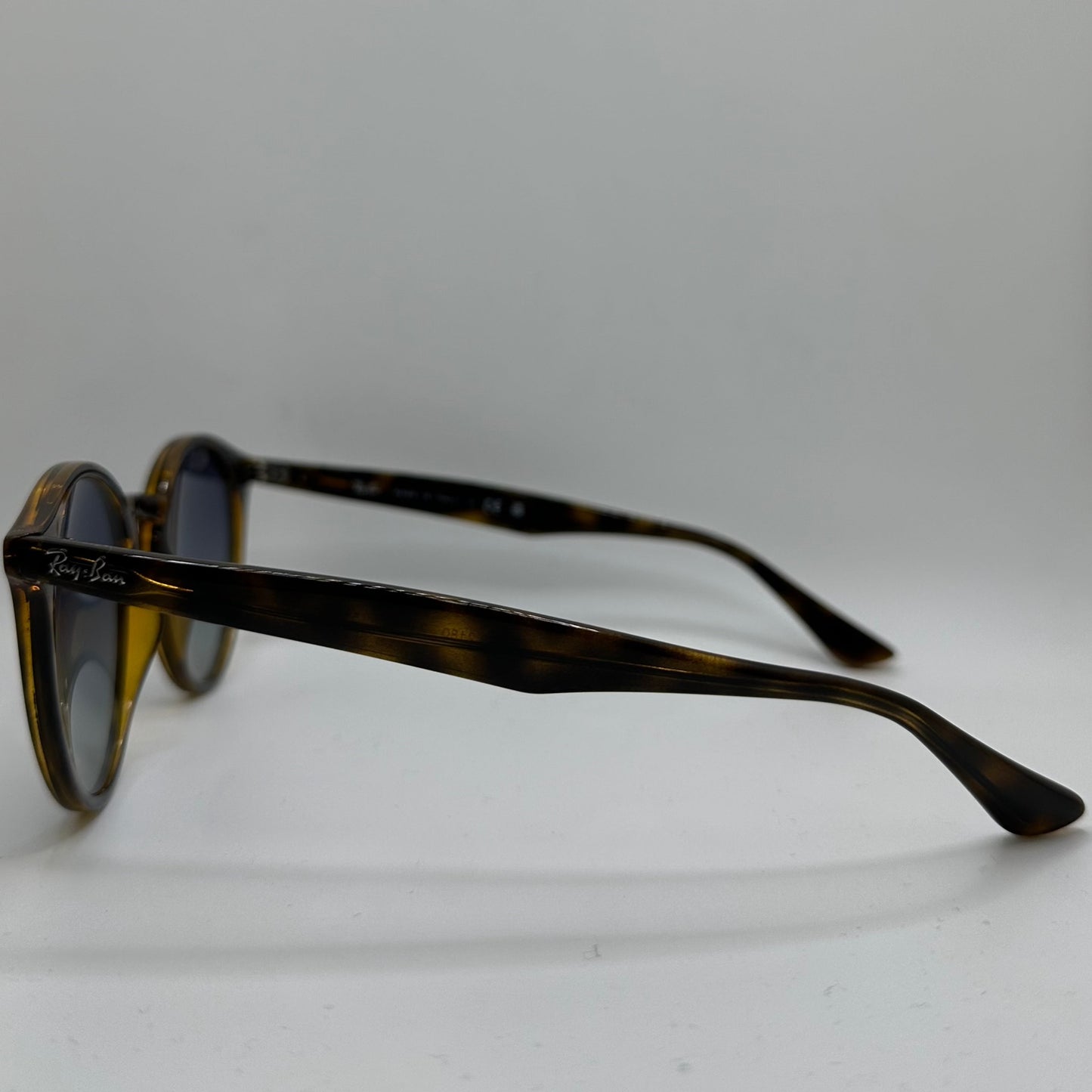 Ray-Ban 2180