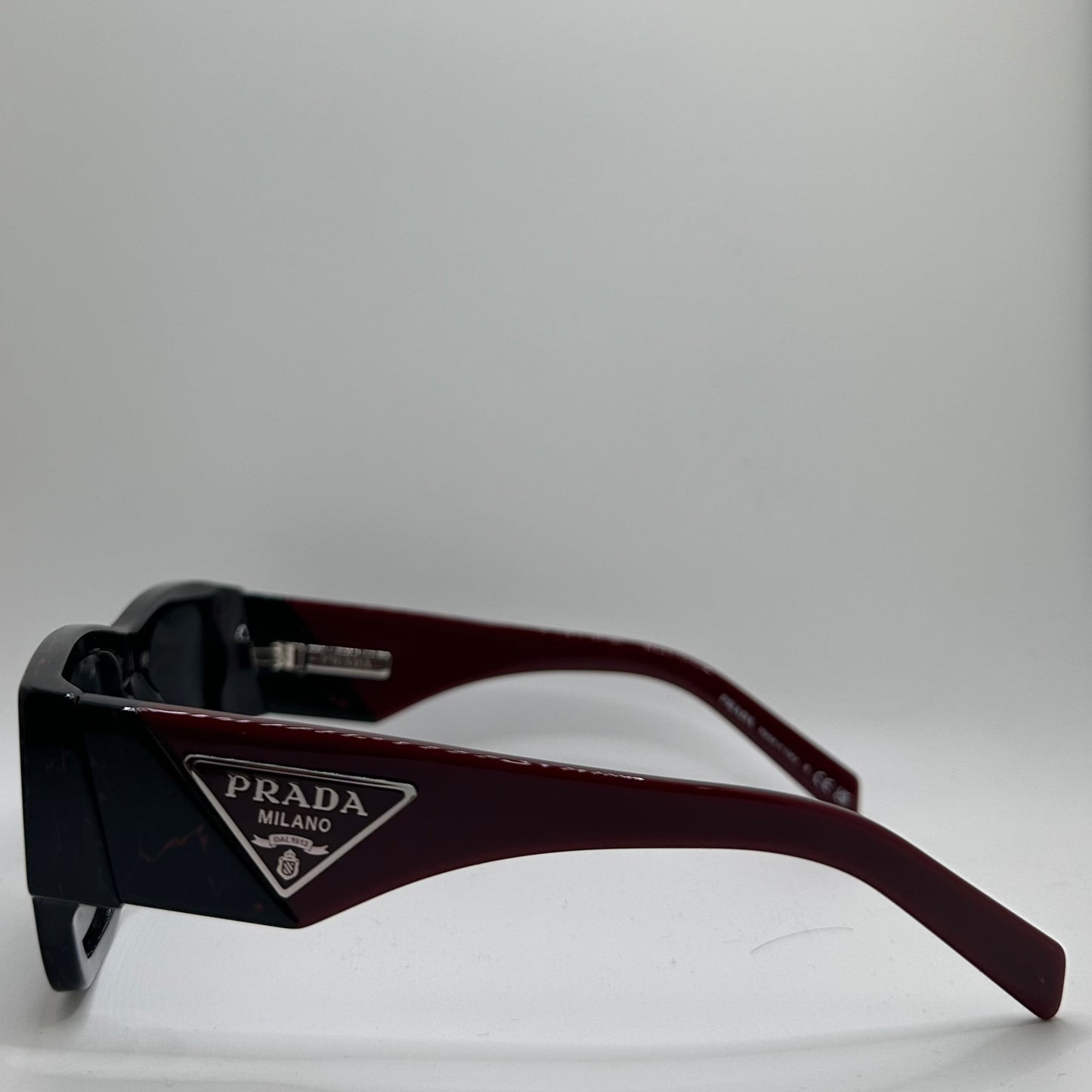 Prada 10ZS